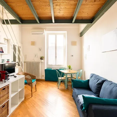 Apartment Loft Navigli Porta Genova