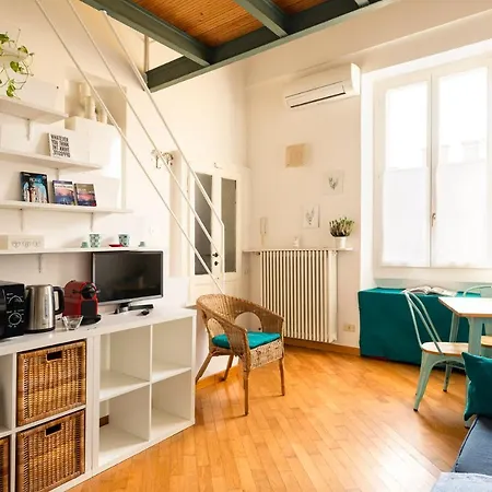 Loft Navigli Porta Genova * Milán